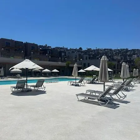 Duplex In Bitez Opposite Aktur Near The Sea