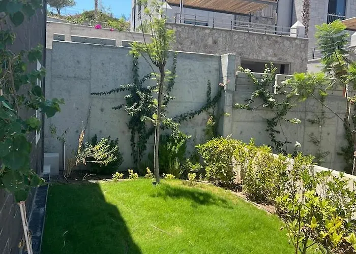 Villa Duplex In Bitez Opposite Aktur Near The Sea