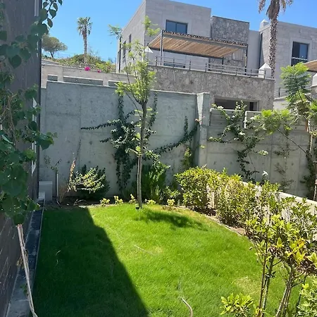 别墅 Duplex In Bitez Opposite Aktur Near The Sea