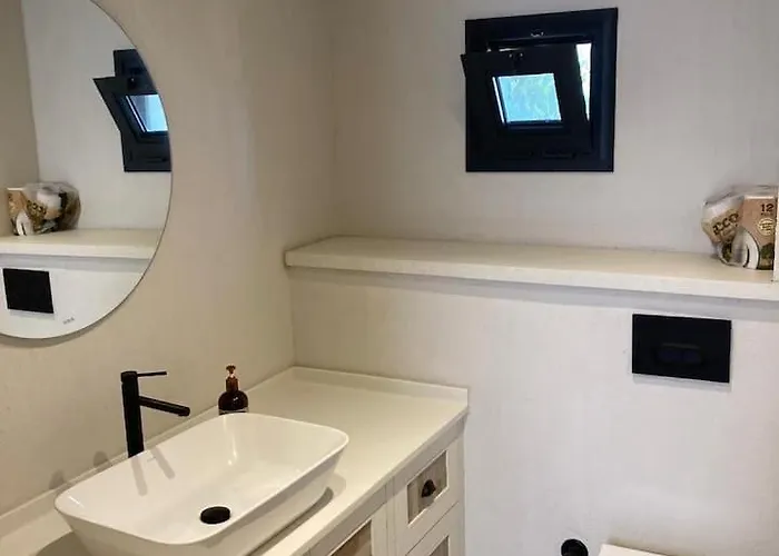 فيلة Duplex In Bitez Opposite Aktur Near The Sea