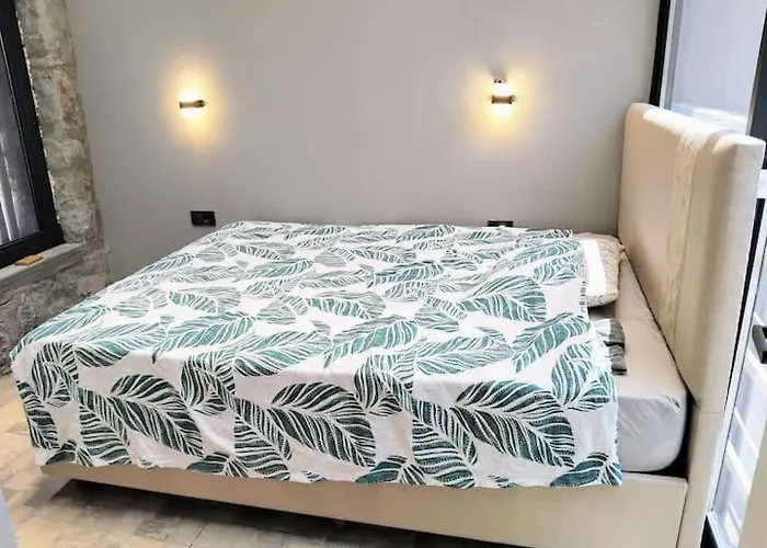 فيلة Duplex In Bitez Opposite Aktur Near The Sea