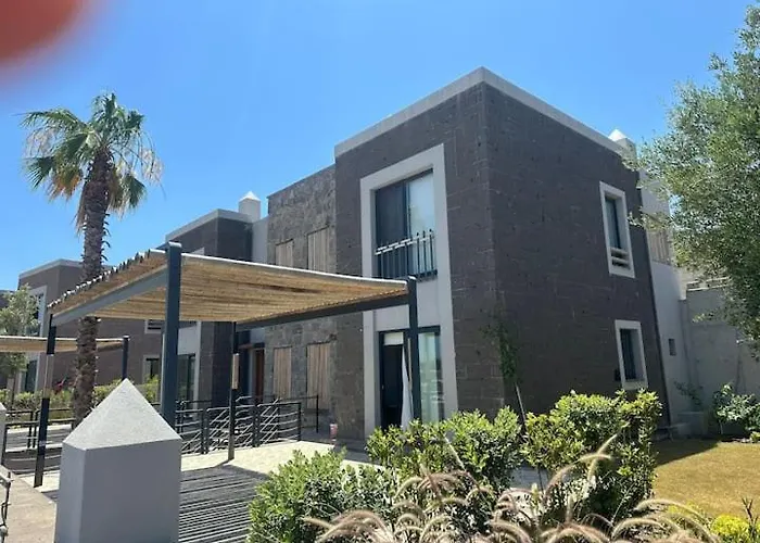 Duplex In Bitez Opposite Aktur Near The Sea *