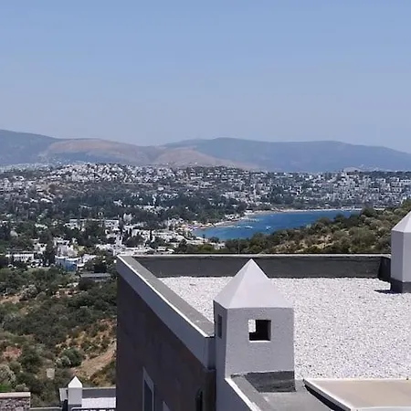 Duplex In Bitez Opposite Aktur Near The Sea